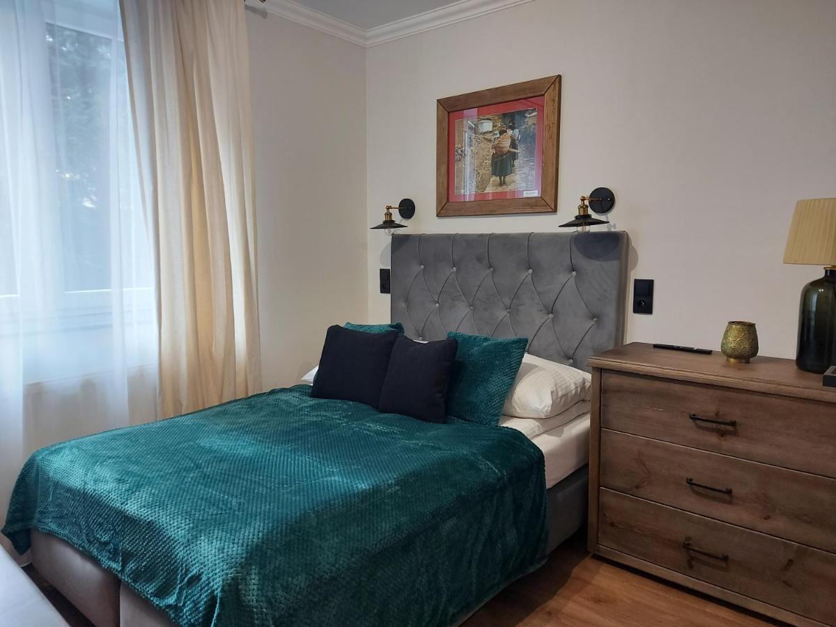 4 Strony Swiata Pokoje I Apartamenty Dzwirzyno Luaran gambar
