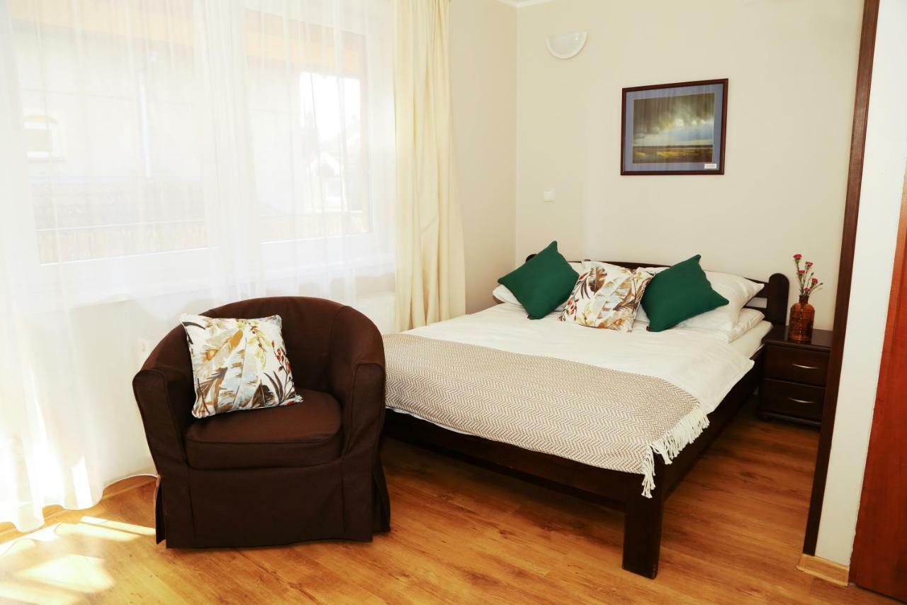 4 Strony Swiata Pokoje I Apartamenty Dzwirzyno Luaran gambar