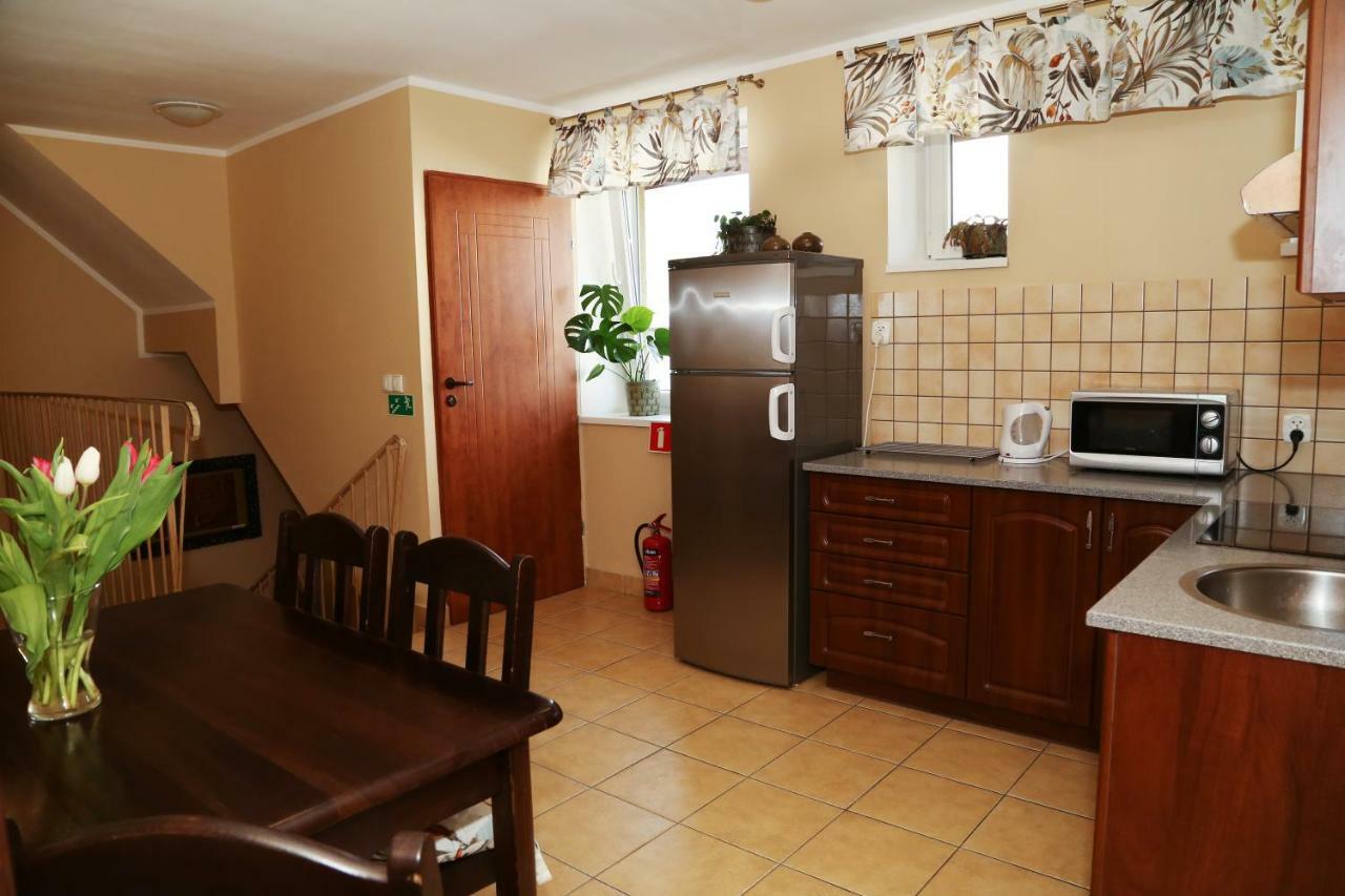 4 Strony Swiata Pokoje I Apartamenty Dzwirzyno Luaran gambar