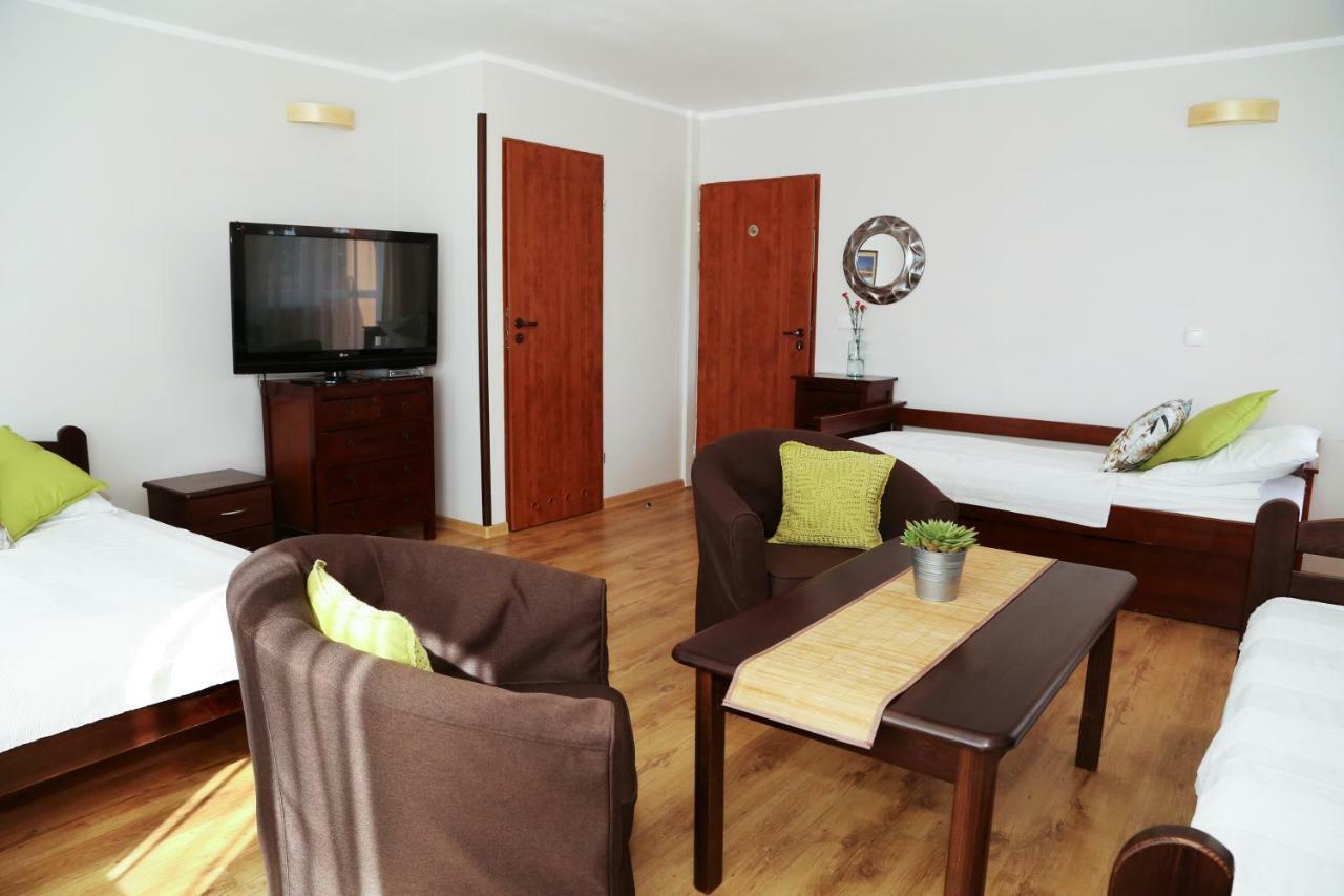 4 Strony Swiata Pokoje I Apartamenty Dzwirzyno Luaran gambar