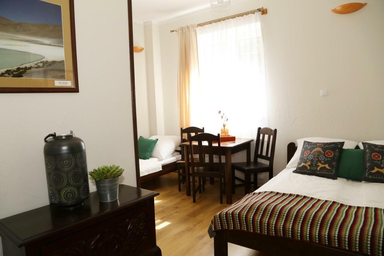 4 Strony Swiata Pokoje I Apartamenty Dzwirzyno Luaran gambar